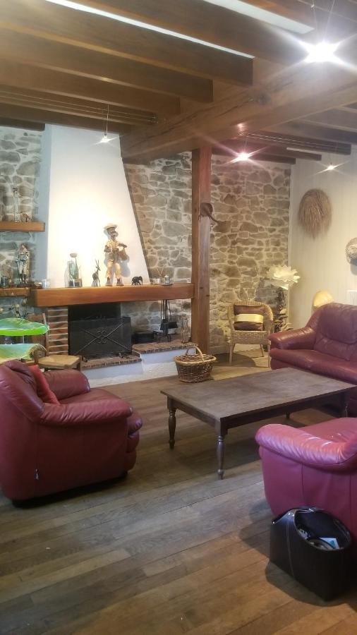 Chambres Et Gite Dans Un Lieu Calme Et Champetre Gourge Les Grippeaux Proche Parthenay Exterior foto